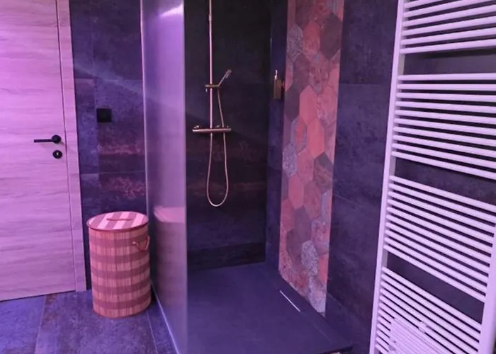 Bed & Breakfast Instant Evasion